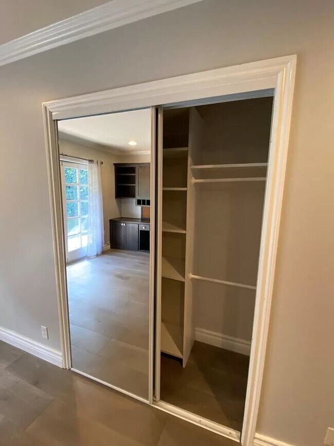 Building Photo - 4 Rent now at Calvena Drive