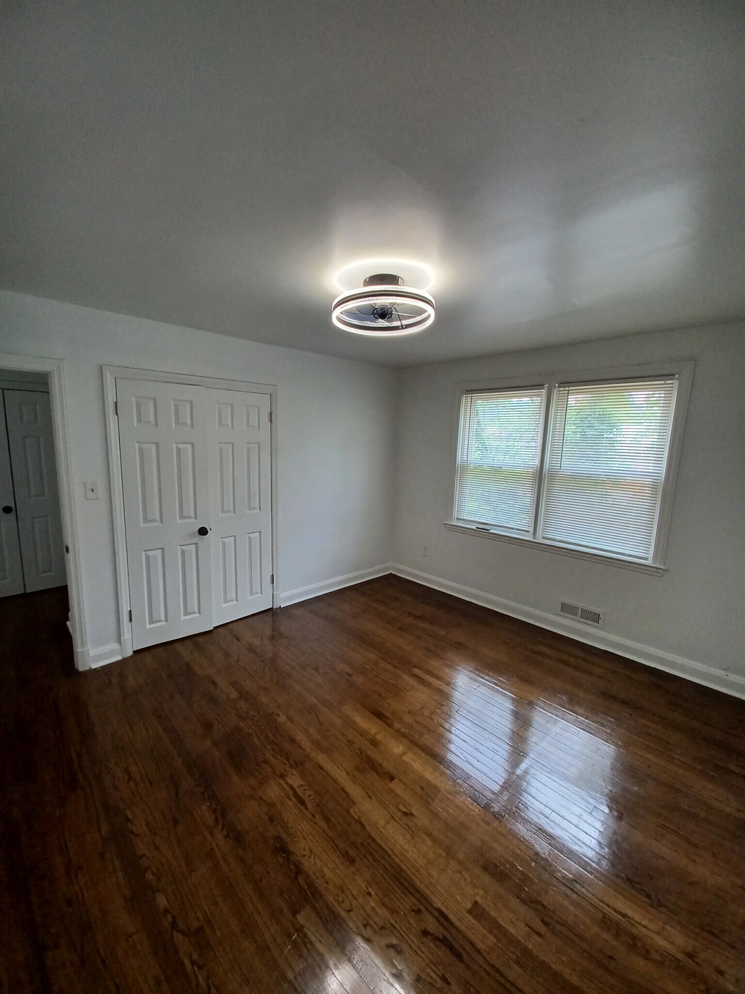 Building Photo - 1646 Heathfield Rd