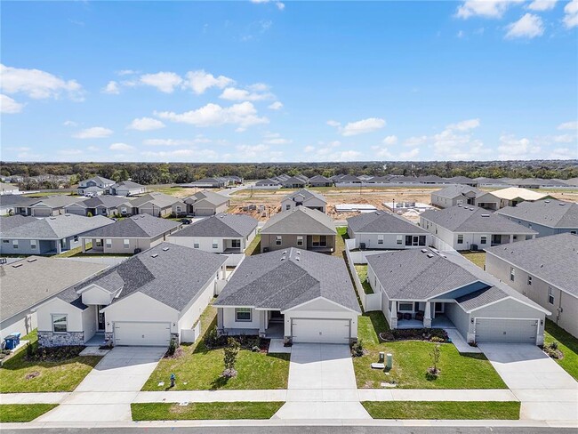 Building Photo - 1460 Fleur Dr