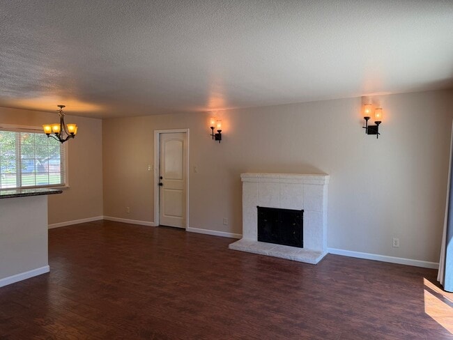Building Photo - Beautifully Remodeled Single-Story Home with Huge Backyard & RV Access!