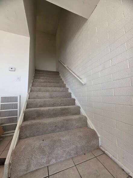 Building Photo - 6748 N 44th Ave