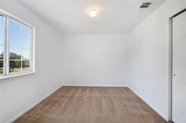 Building Photo - 5608 Netleaf Rd