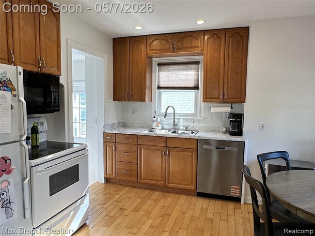 Building Photo - 912 Woodsboro Dr