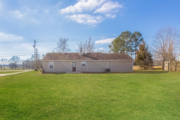 Building Photo - 1585 Patterson Ln