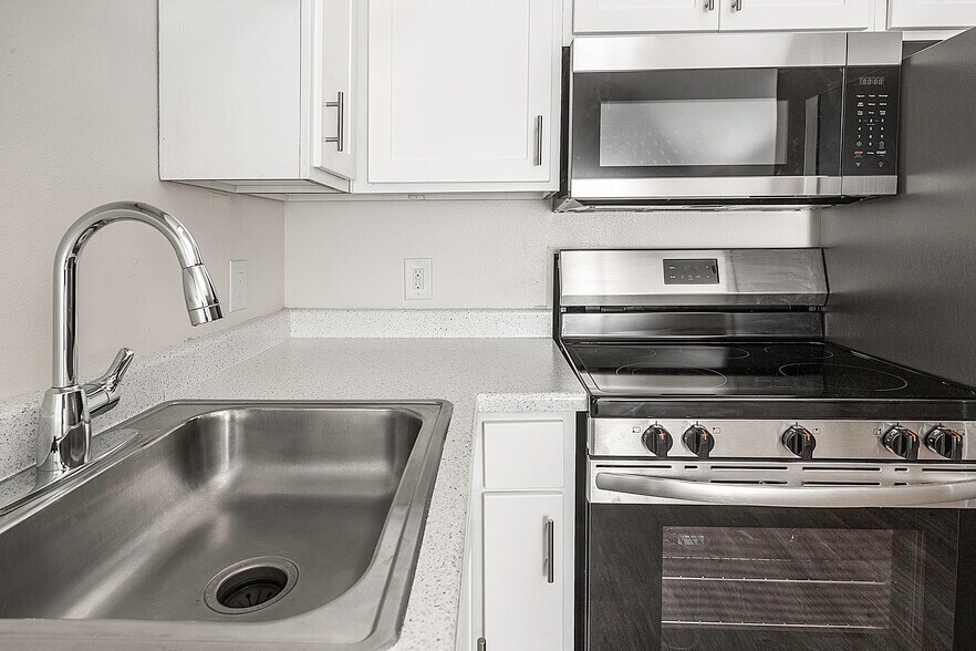Building Photo - Silver Pines Senior Community