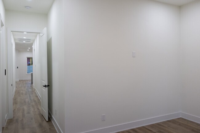 Building Photo - 3909 Maggie St