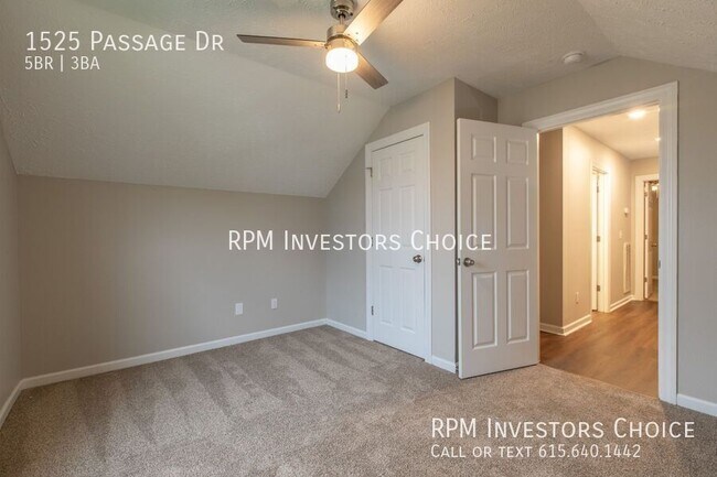 Building Photo - 1525 Passage Dr