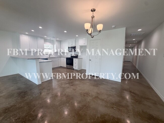 Building Photo - 112-114 East Camden Street - 114