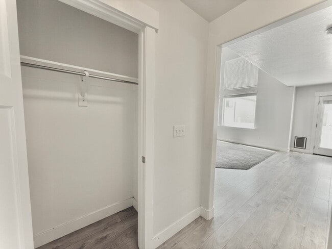 Building Photo - 3 Bed | 2.5 Bath | 2,365 sq ft above grade | Full unfinished basement | 2-car garage
