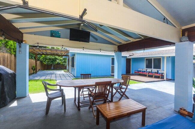 Building Photo - 372 Ilimalia Loop