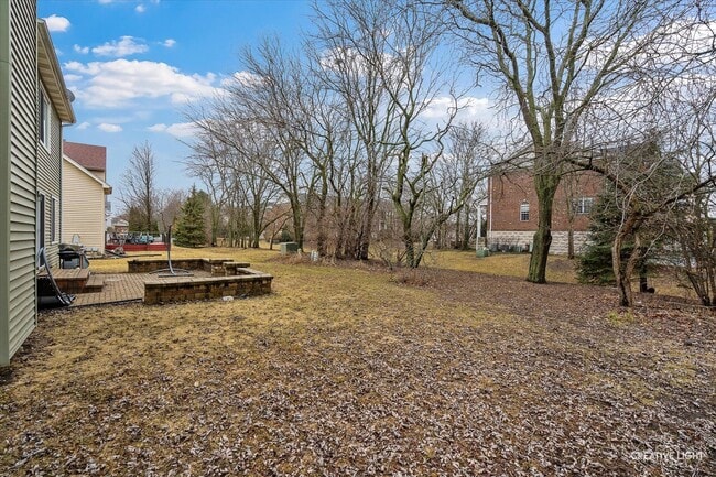 Building Photo - 2539 Lexington Ln