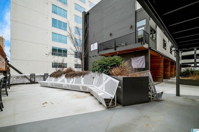 Building Photo - 1801 2nd Ave N