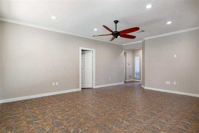 Building Photo - 757 Tanglewood Dr