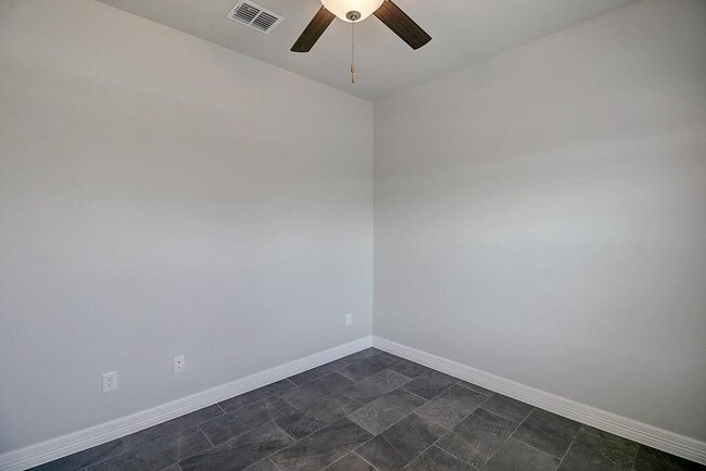 Building Photo - 7522 Sable Creek Dr