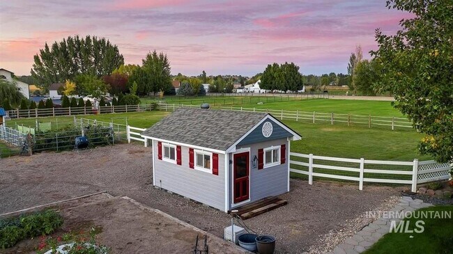 Garden Shed & Side Pasture - 9380 Ruth Marie Dr
