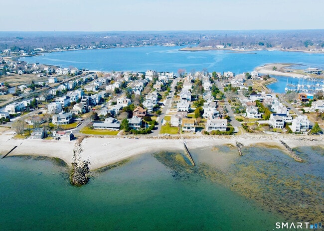 Building Photo - 4 Spriteview Ave