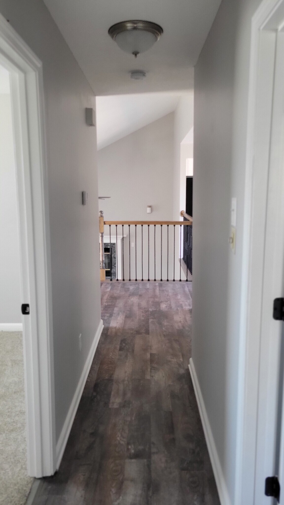 Building Photo - 916 NE Bristol Dr