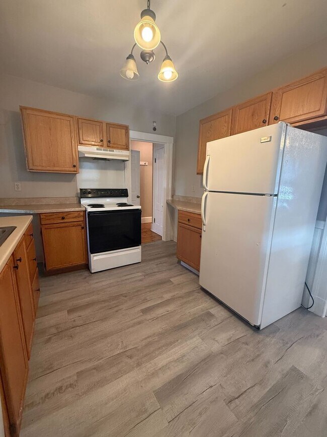 Building Photo - 1-7 Glenwood Ave.