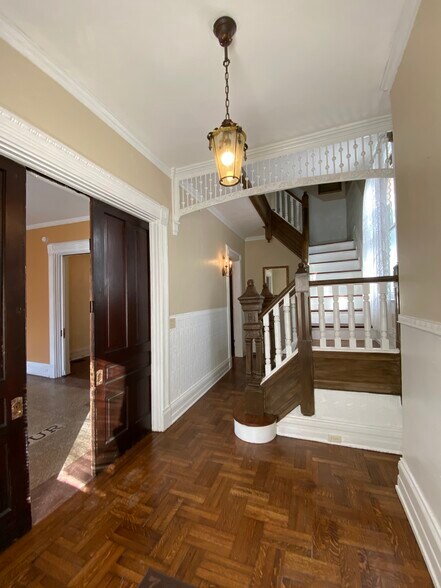 Loaded with charm! - 410 Fairfield Ave