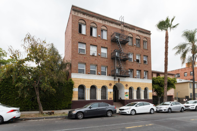 Building Photo - 730 S Catalina St