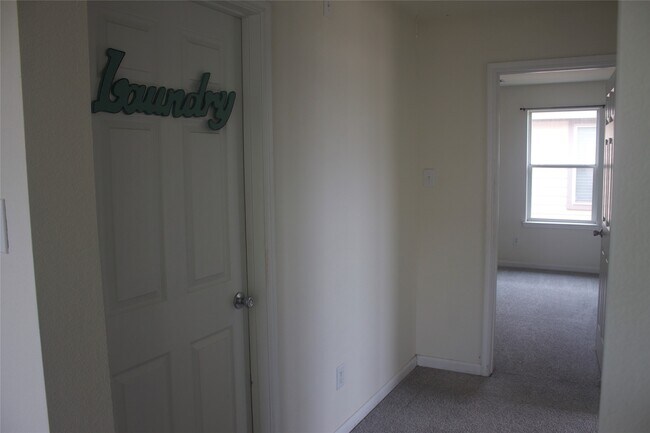 Building Photo - 26350 Riley Glen Dr