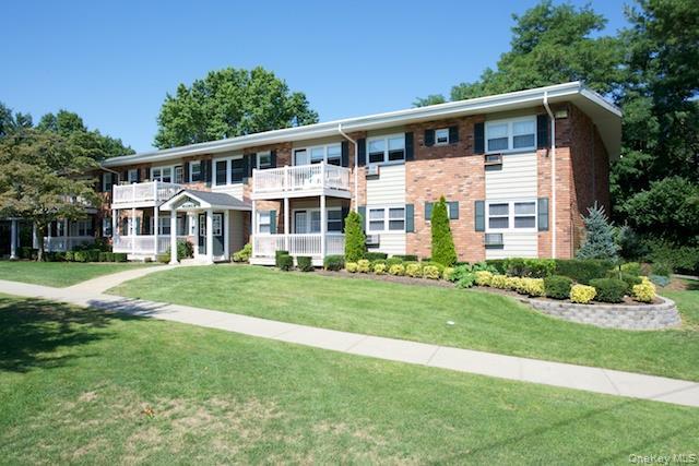 Primary Photo - 1355 Roanoke Ave