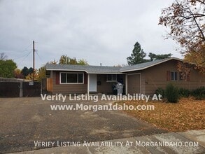 Building Photo - 45 S Westwood St