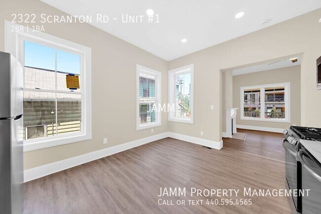 Building Photo - 2322 Scranton Rd