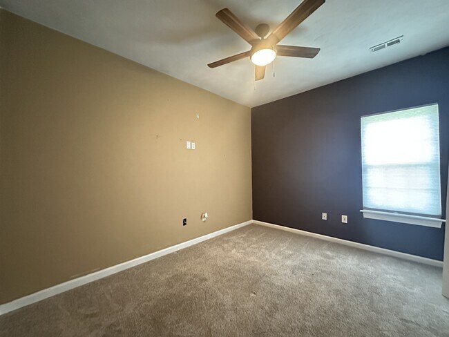 Building Photo - 4447 Rivermill Ct