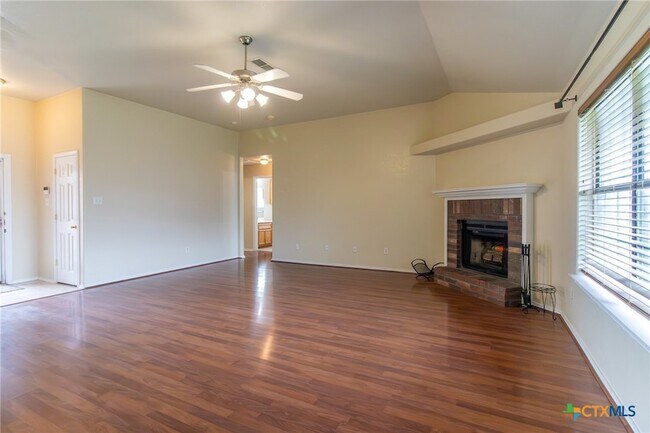 Building Photo - 5505 Gunnison Dr