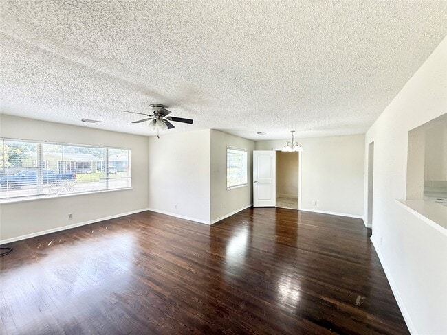 Building Photo - 5315 Newkirk Ln