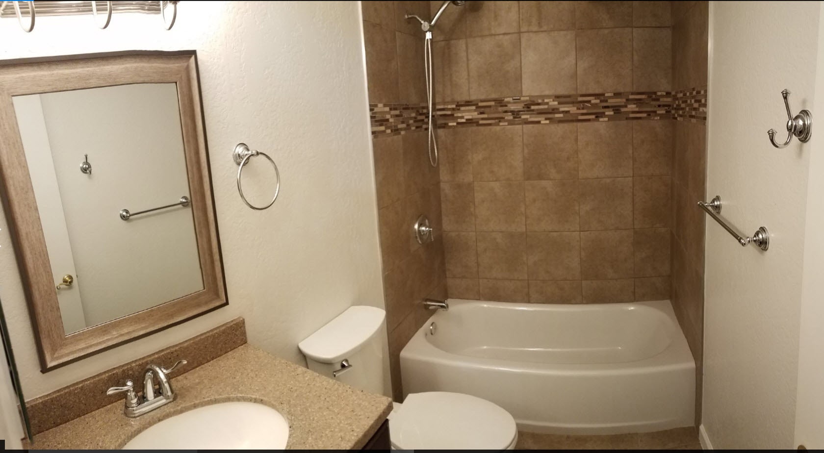 Building Photo - 2519 E Pebble Beach Dr