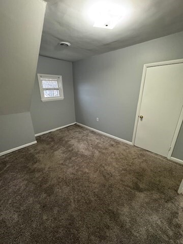 Building Photo - 6 Apple St