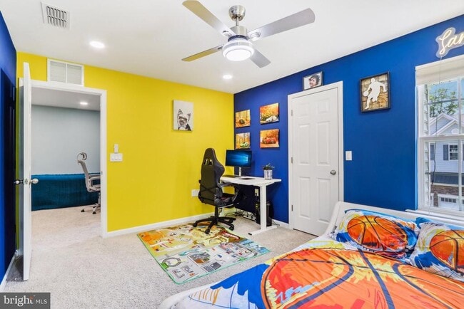 Building Photo - 206 Shields Ct