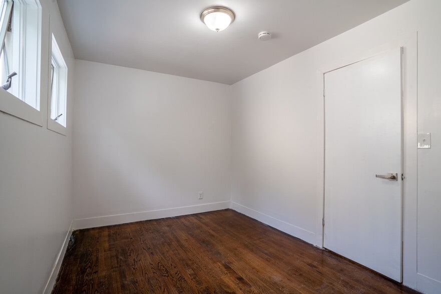 Bedroom 2 - 83 Sheridan St