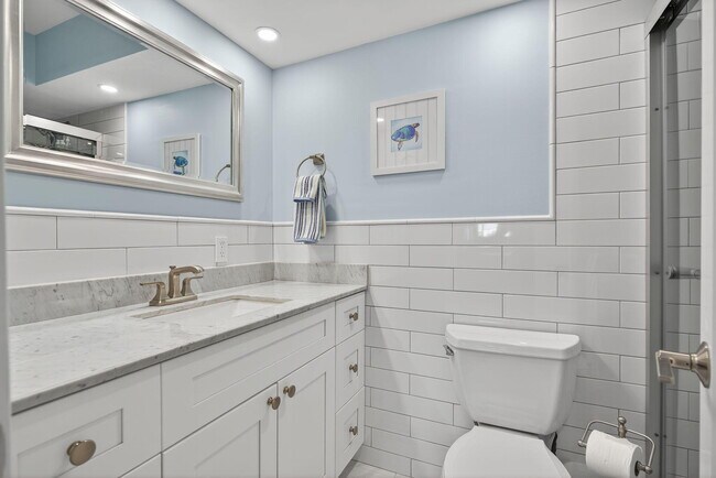 Building Photo - 110 Shore Ct