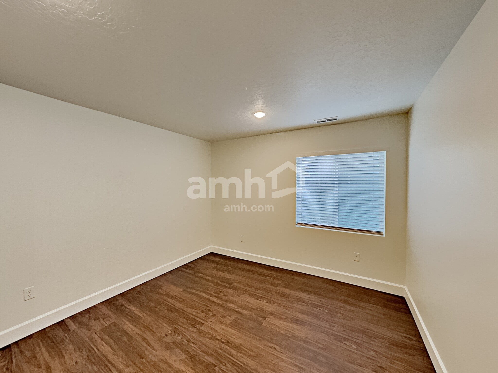 Building Photo - 6113 W Arranmore Dr