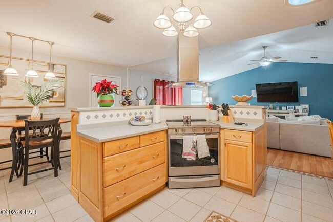 Building Photo - 6224 Seminole Dr