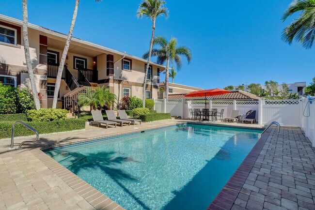 Building Photo - 1501 Chesapeake Ave