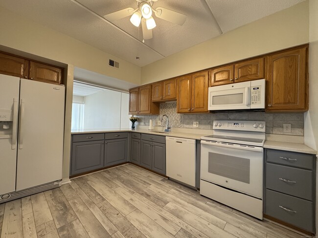 Building Photo - 85 Viscount Dr
