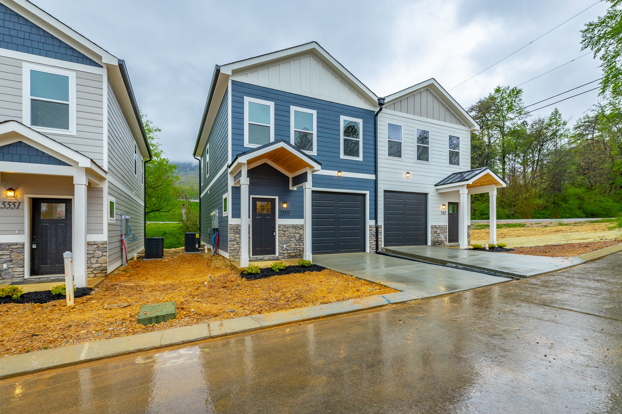 Building Photo - 5547 Stream Ln