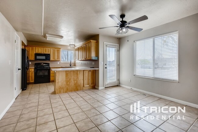 Building Photo - 2456 S 1475 W