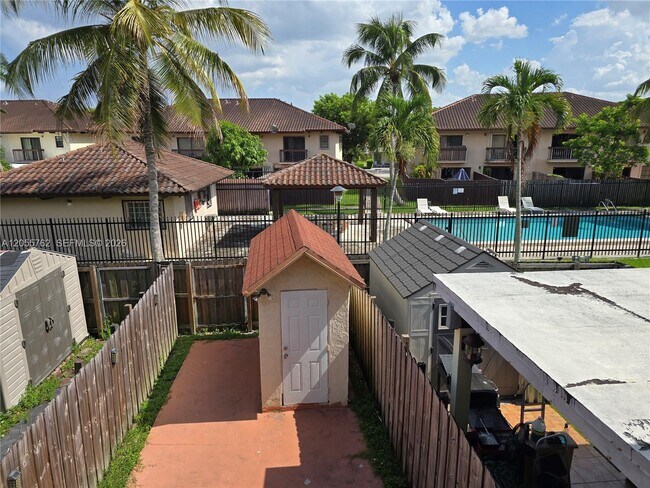 Building Photo - 12230 SW 16th Terrace