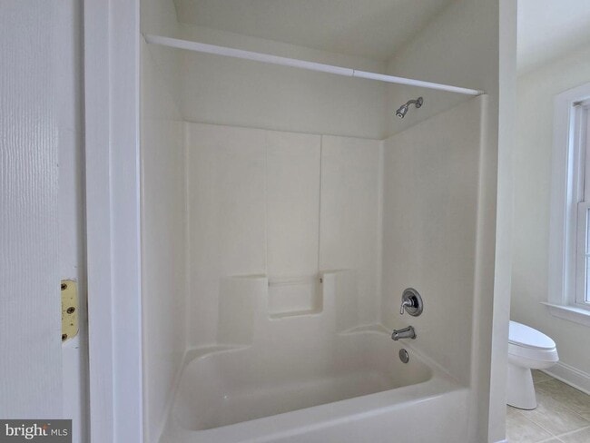 Building Photo - 271 Ashton Ct