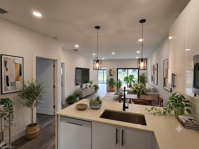 Building Photo - 26571 Robin Way