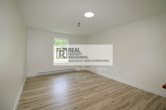 Building Photo - 255 1st NH Turnpike