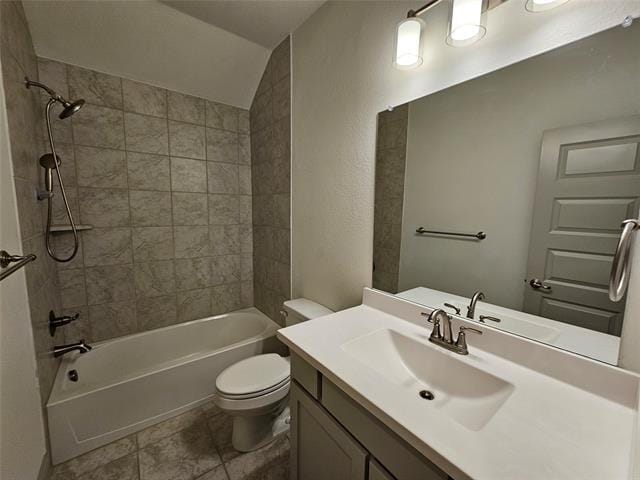 Building Photo - 3216 Southampton Dr