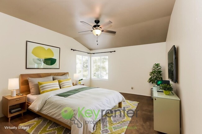 Building Photo - Beautiful Mission Viejo Townhome - Highland Park Community