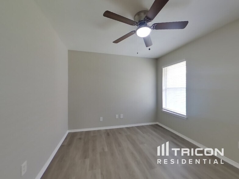 Building Photo - 5619 Indian Hill Dr