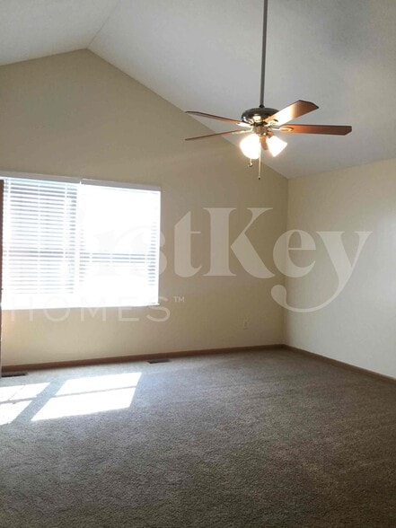 Building Photo - 7944 Birch Creek Dr